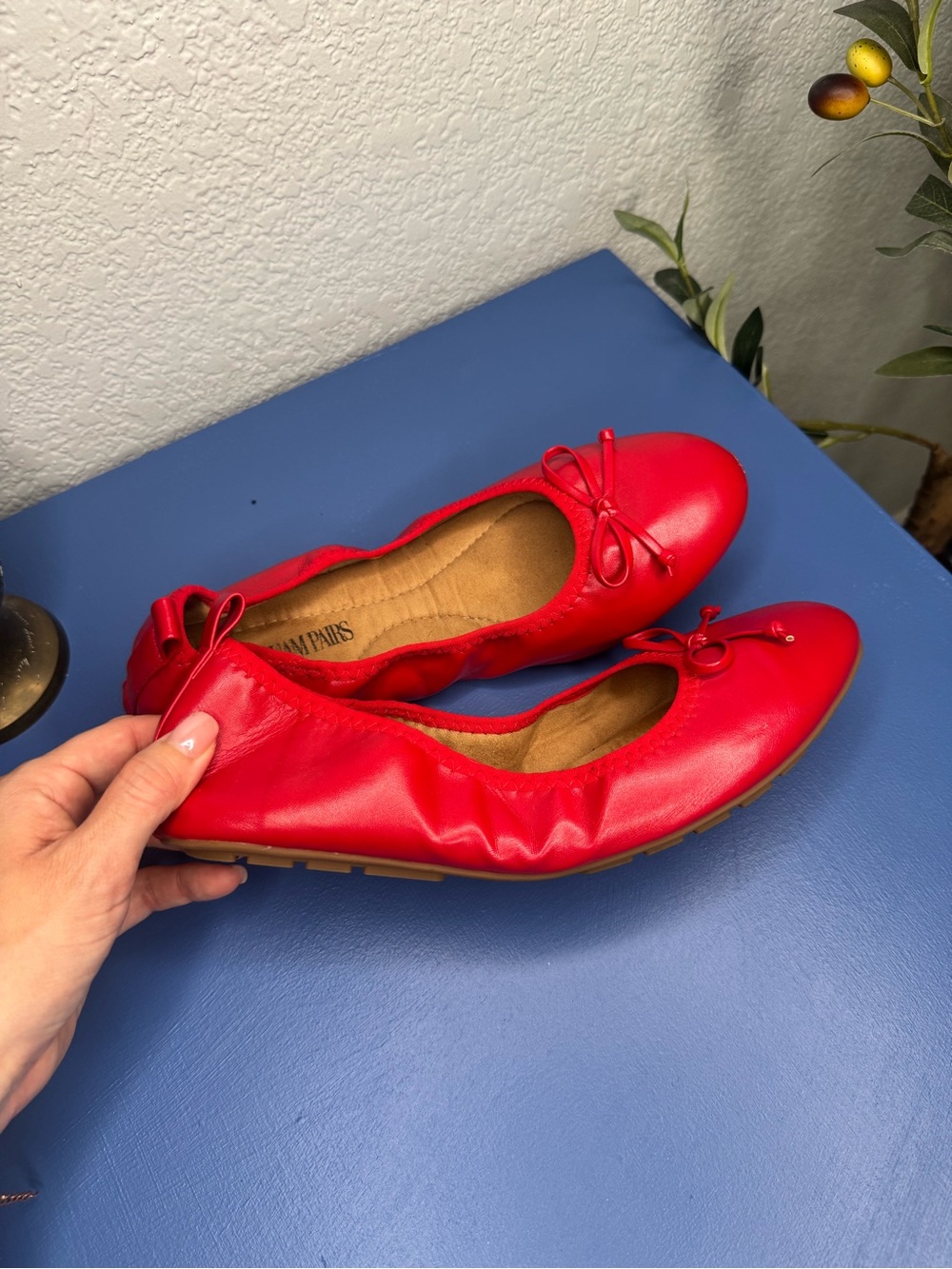 Red Ballet Flats with Bow Accent - Picture 6 of 7